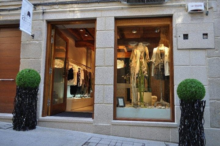 Foto 4 Tienda de ropa en Pontevedra